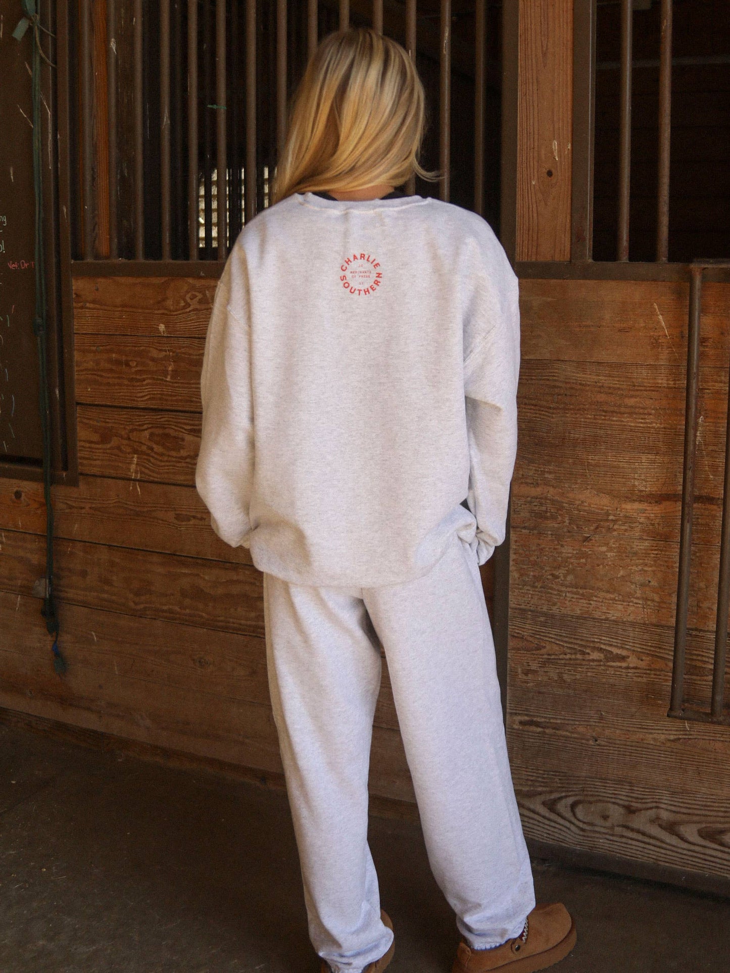 RODEO FOREVER SWEATSHIRT - ASH