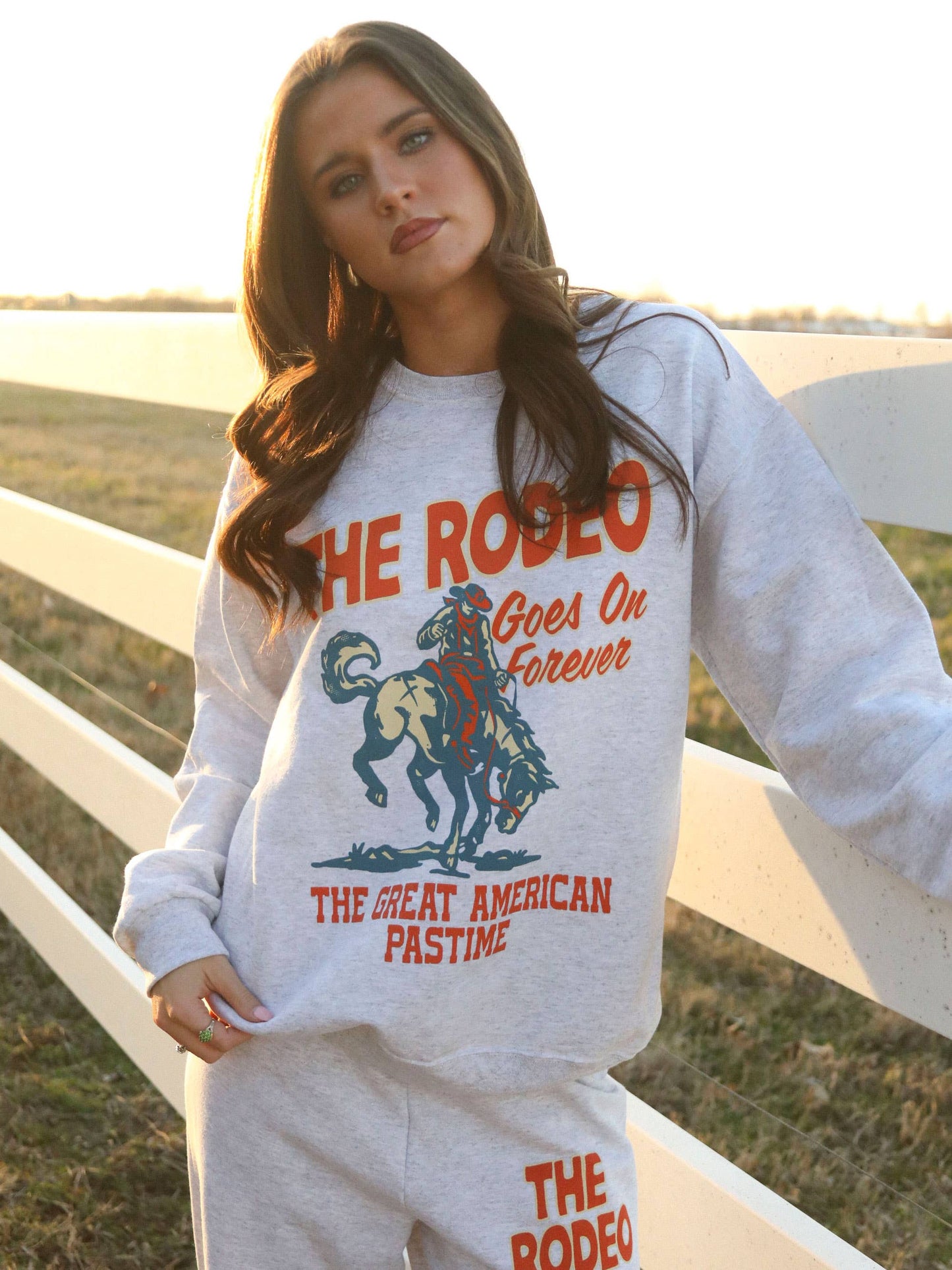 RODEO FOREVER SWEATSHIRT - ASH