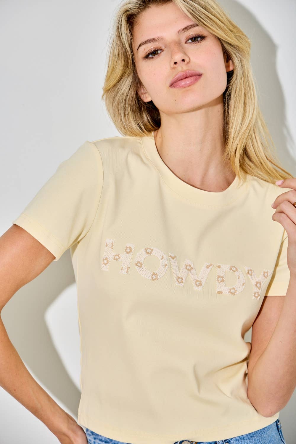 HOWDY EMROIDERED RIB KNIT TOP